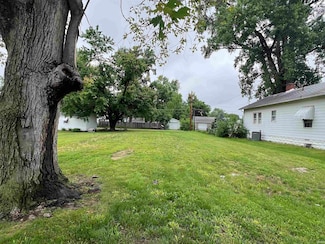 1812 E Division St, Evansville, IN 47711
