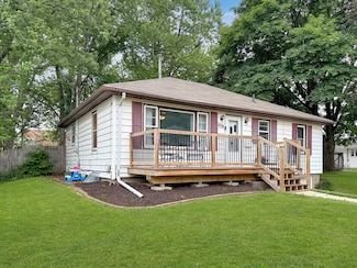 1639 S Highland Ave, Freeport, IL 61032