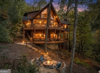 556 Grandeur Dr, Blue Ridge, GA 30513