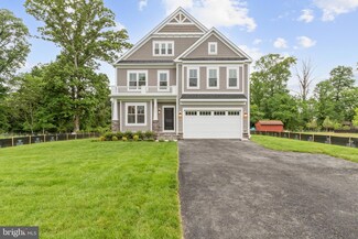 2800 Boswell Ave, Alexandria, VA 22306