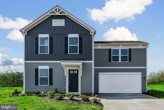 1 Regent Cir, Hagerstown, MD 21742