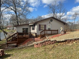170 Tuttle Park Dr, Sherwood, MI 49089