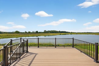 1612 White Deer Trail, Waukesha, WI 53189