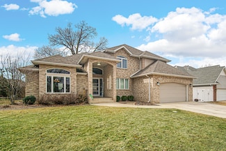 2914 Morningside Dr, Crown Point, IN 46307