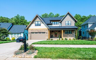 3741 9th Street Ct NE, Hickory, NC 28601