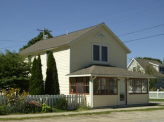 260 Church St, Saint Ignace, MI 49781
