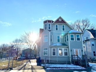 536 Chestnut St Unit 538, Springfield, MA 01107