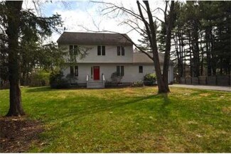 32 Kingsley Ave, Haydenville, MA 01039