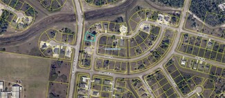 8009 Melody Cir, Port Labelle, FL 33935