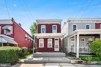 2505 W 4th St, Chester, PA 19013