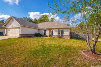355 Meadow Creek Dr, Benton, AR 72015