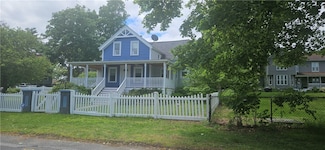 397 Tidewater Dr, Warwick, RI 02889