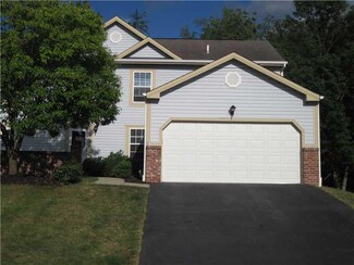 1483 Yorktown Dr, Lawrence, PA 15055