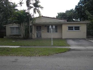 2096 Alamanda Dr, North Miami, FL 33181