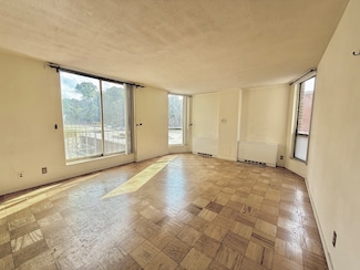 77 Pond Ave Unit 312, Brookline, MA 02445