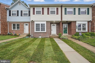 4313 Eileen Ct, Woodbridge, VA 22193