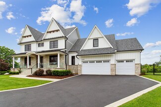 12806 Crossing Creek Dr, Lemont, IL 60439