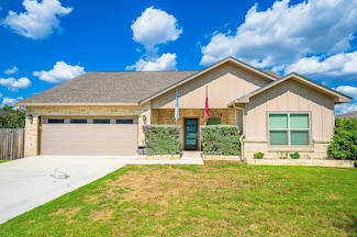 150 Misty Ln W, Kerrville, TX 78028