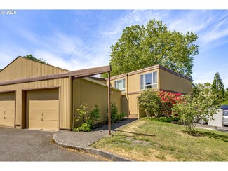1745 NW Lakeway Ln Unit 321, Beaverton, OR 97006