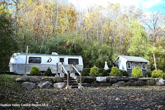 275 Creek Locks Rd, Rosendale, NY 12472