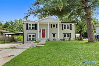 3631 NW Stag Run Dr, Huntsville, AL 35810