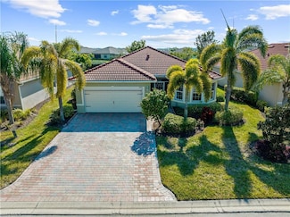 3337 Apple Blossom Dr, Alva, FL 33920