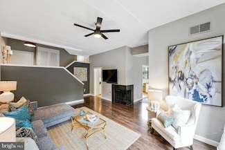 11556 Rolling Green Ct Unit 15/100A, Reston, VA 20191