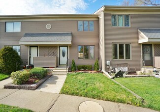 25 Cypress Loop Unit 196, Staten Island, NY 10309