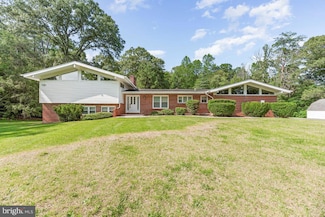 995 Clay Hammond Rd, Prince Frederick, MD 20678