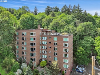 1205 SW Cardinell Dr Unit 604, Portland, OR 97201