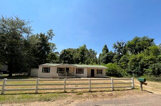 719 Kirkland Rd, Vicksburg, MS 39180