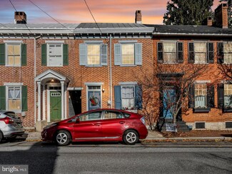 223 W South St, Carlisle, PA 17013