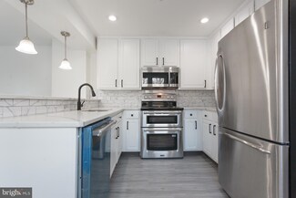 224 Oak St, Williamstown, NJ 08094