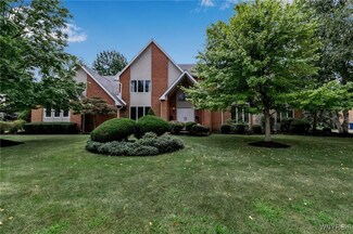 35 Regents Park, East Amherst, NY 14051