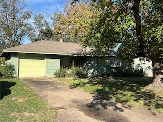 6410 Thornwall St, Houston, TX 77092