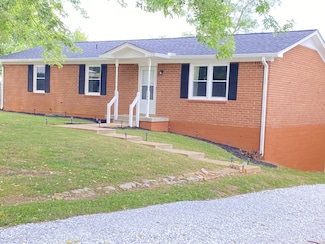 2801 Denham Ave, Columbia, TN 38401