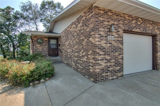 523 Goldsmith St, Chippewa Falls, WI 54729