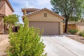 914 W Placita El Cauce Rico, Green Valley, AZ 85614