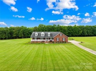 106 Laren Rd, Shelby, NC 28152