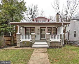 3714 26th St NE, Washington, DC 20018