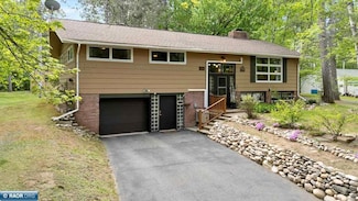 8636 Donnywood Cir, Britt, MN 55710