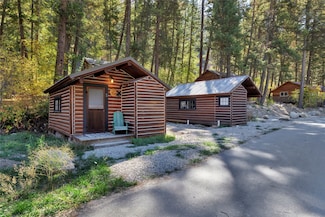 260 and 162 Medicine Springs Rd, Conner, MT 59827