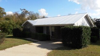 320 E Main St, Notasulga, AL 36866