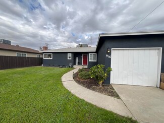 916 E Myrtle Ave, Visalia, CA 93292