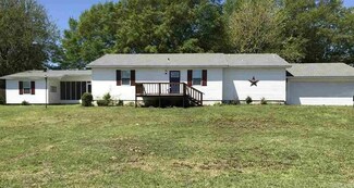 3216 Holiday Dr, White Hall, AR 71602