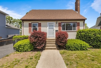 72 Turner St, Quincy, MA 02169