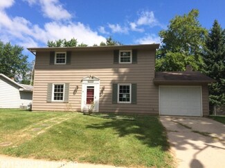 7503 Valley Meadows Dr, Fort Wayne, IN 46815