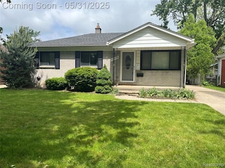 29974 Tamarack Dr, Flat Rock, MI 48134