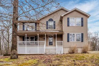 114 Privet Ln, Milford, PA 18337