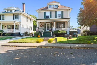 1114 N Elmwood Ave, Peoria, IL 61606